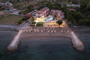  Avantis Suites Hotel  Эретрия